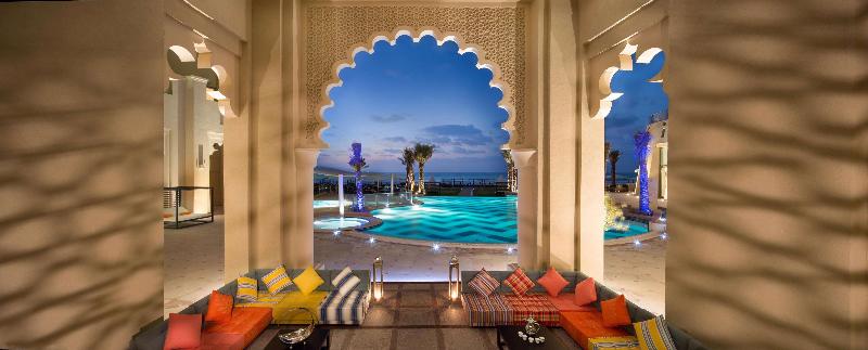Bahi Ajman Palace Hotel - Restoran