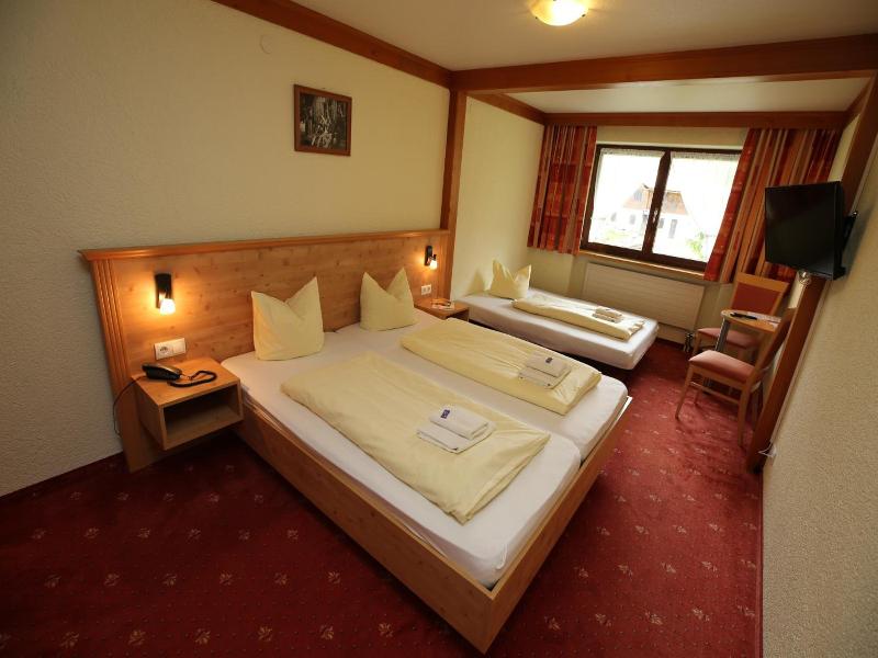 T3 Alpenhotel Garfrescha - Oda
