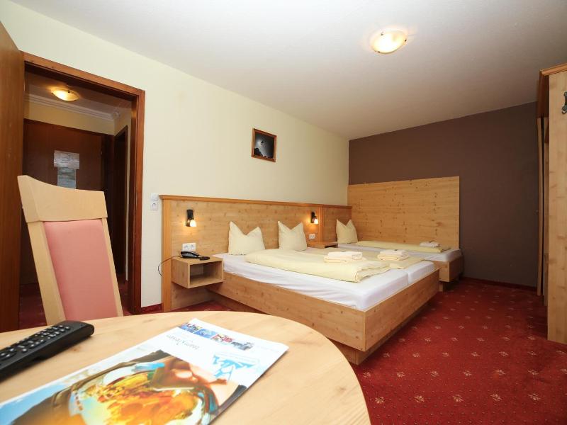 T3 Alpenhotel Garfrescha - Oda