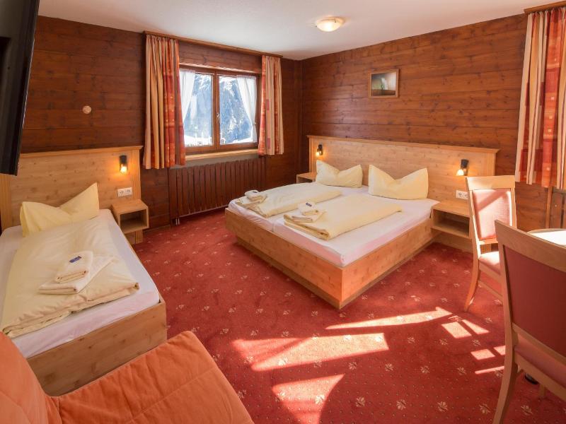 T3 Alpenhotel Garfrescha - Oda