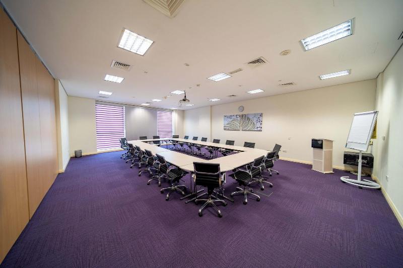 Premier Inn Abu Dhabi Capital Centre - Toplantı