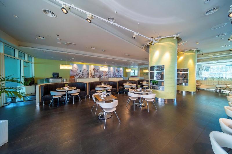 Premier Inn Abu Dhabi Capital Centre - Restoran
