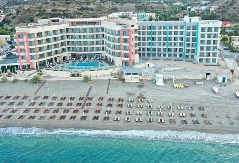 Konstantinos Palace - Genel