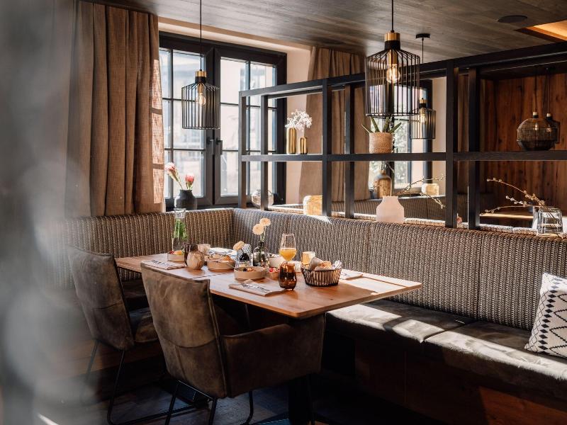 Alte Post/ Posthotel - Restoran