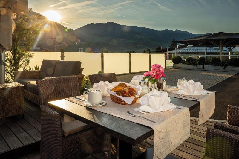 Hotel Schweizerhof - Genel