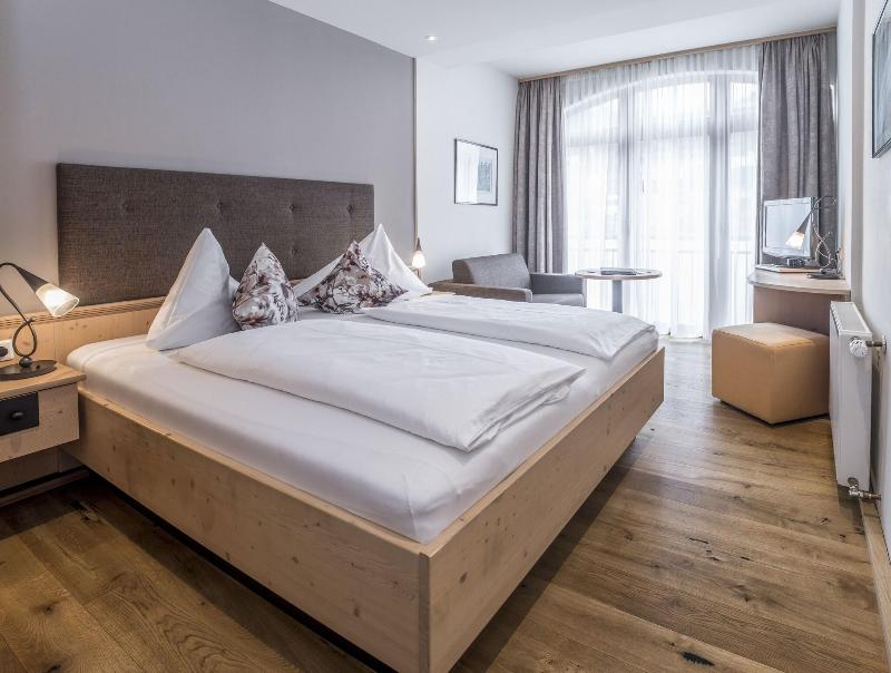 Hotel Schweizerhof - Oda