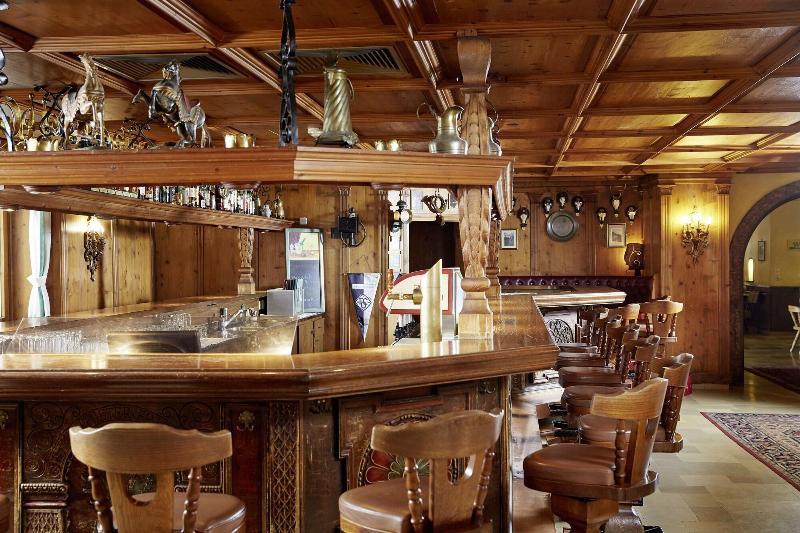 Neue Post - Bar
