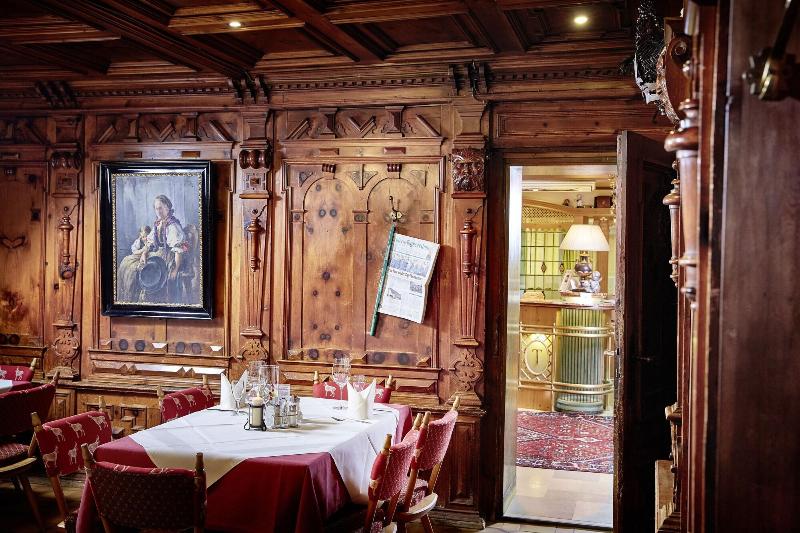 Neue Post - Restoran