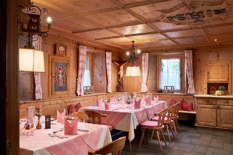 Neue Post - Restoran