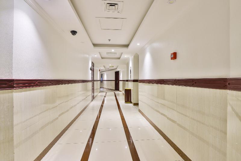 Crown Palace Hotel - Lobi