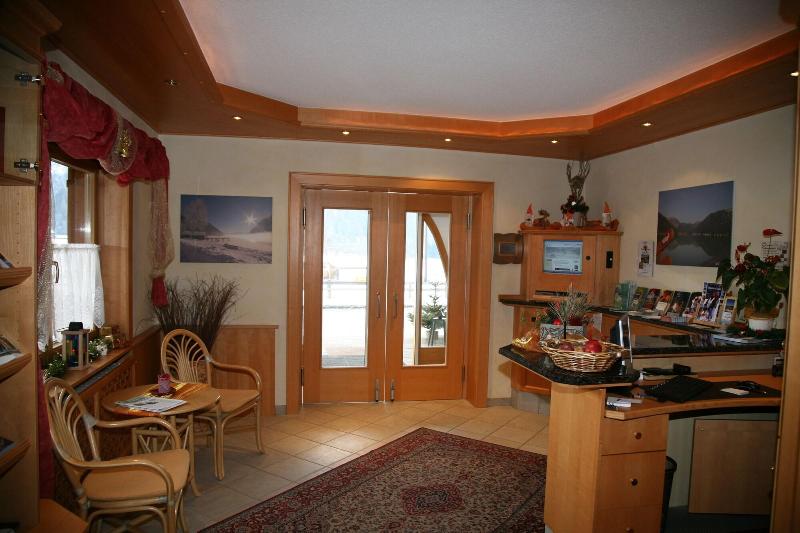 Frühstückshotel Margret - Lobi