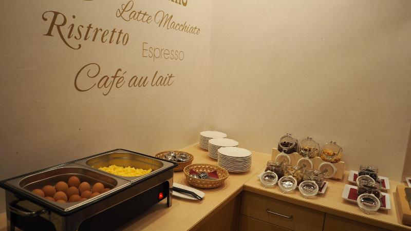 Frühstückshotel Margret - Restoran