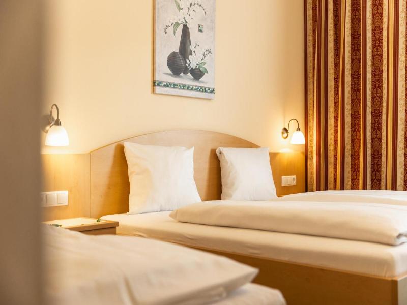 Landhotel Stofflerwirt - Genel