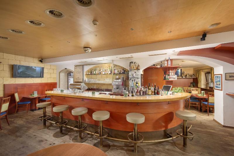 Fischer - Bar