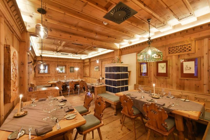 Gasthof Neuhof - Gästehaus Jager-Hansl - Restoran