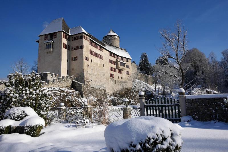 Hotel Schloss Matzen - Genel