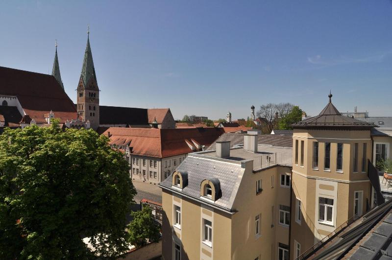 Dom Hotel - Genel