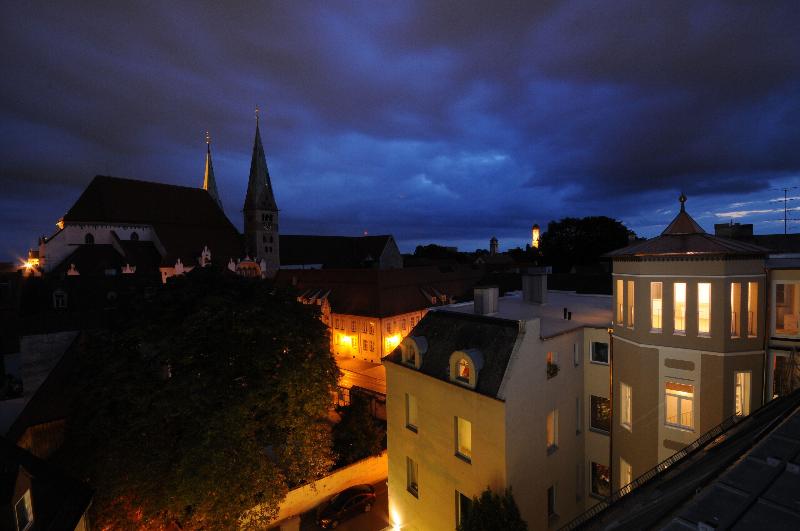 Dom Hotel - Genel