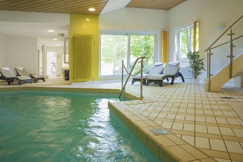 Dom Hotel - Havuz