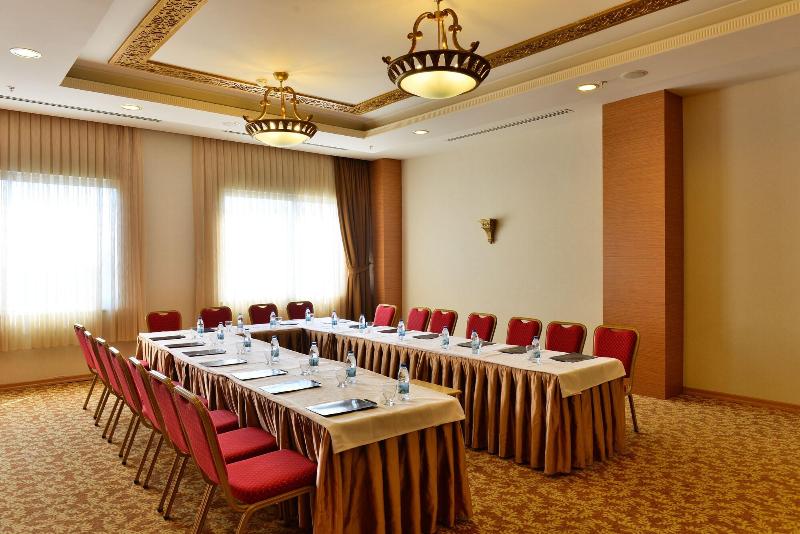 Adenya Hotel & Resort - Toplantı