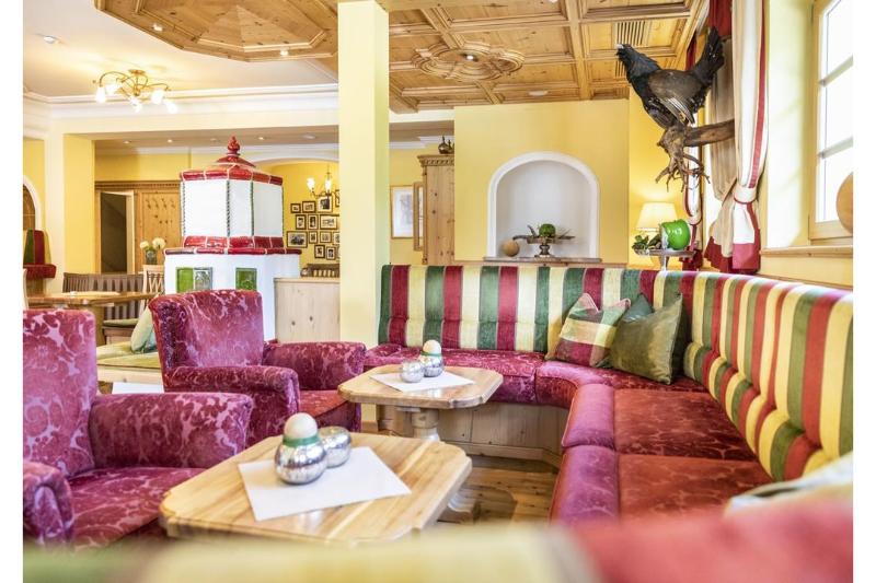Familien- und Wellnesshotel Hanneshof - Lobi