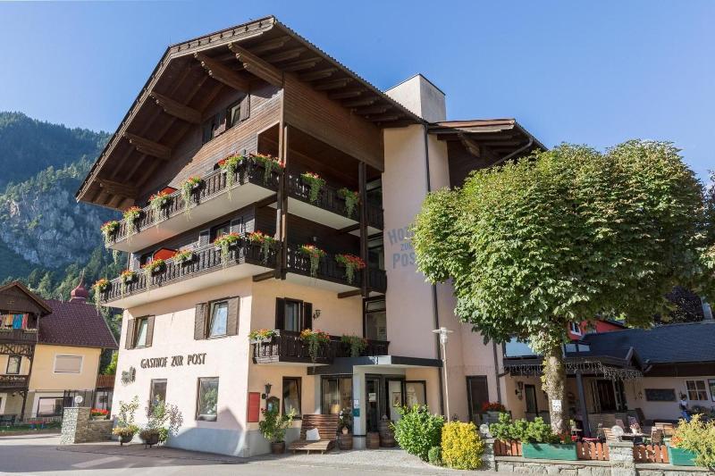 Zur Post & Appartementhaus Kern - Genel