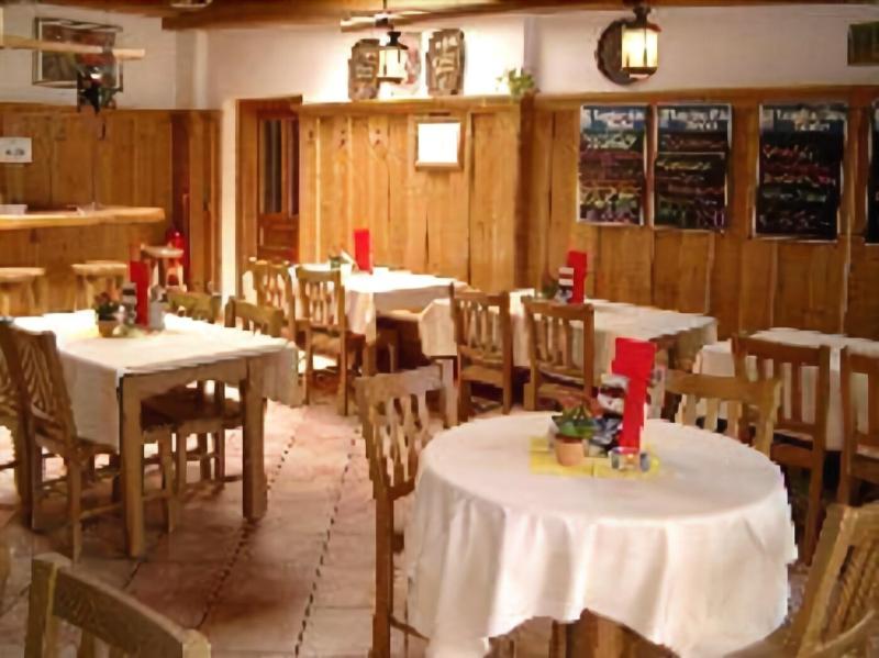 Euro Youth Hotel & Krone - Restoran