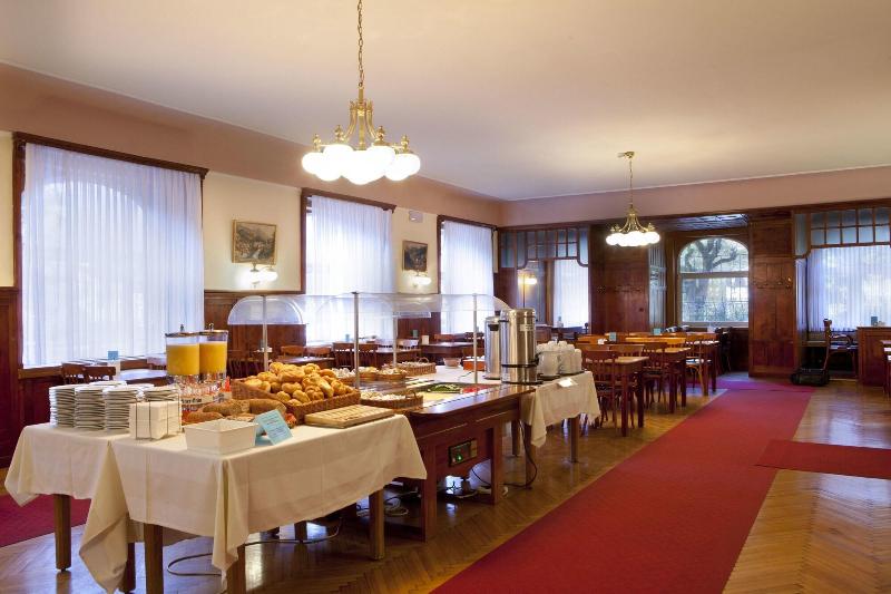 Euro Youth Hotel & Krone - Restoran