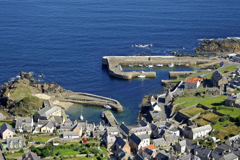 Station Hotel Portsoy - Genel