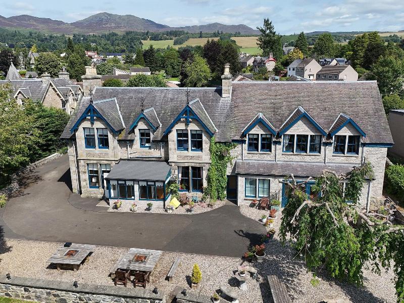 Rosemount Hotel - Genel