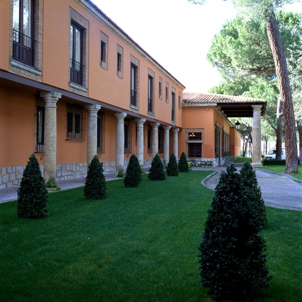 Parador de Tordesillas - Genel