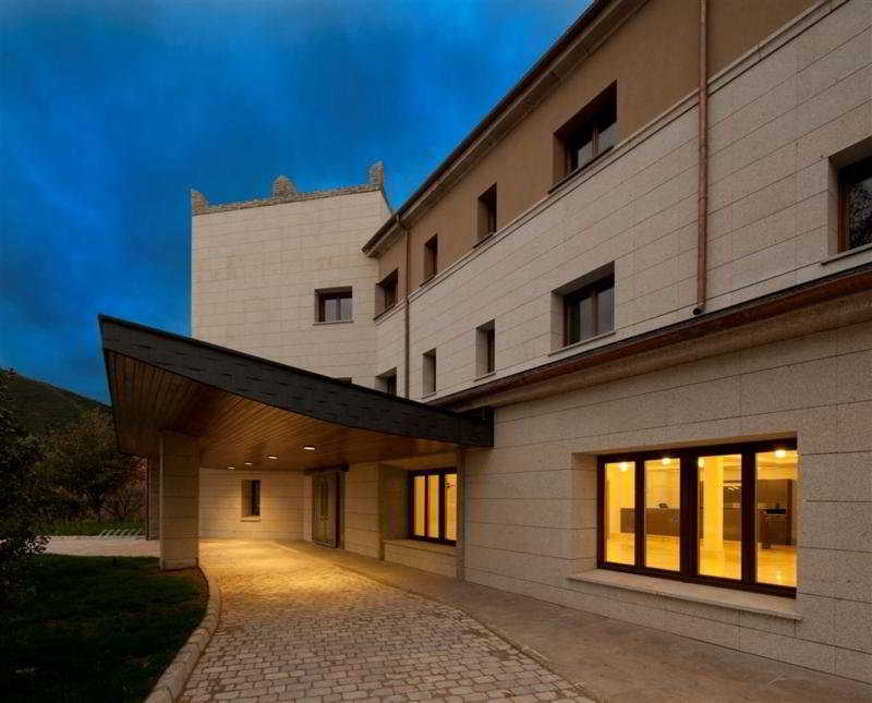 Parador de Villafranca del Bierzo - Genel