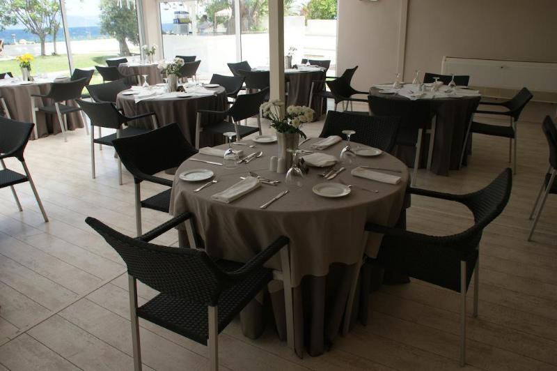 Marathon Beach Resort - Genel
