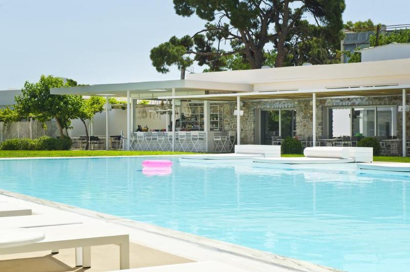 Marathon Beach Resort - Genel