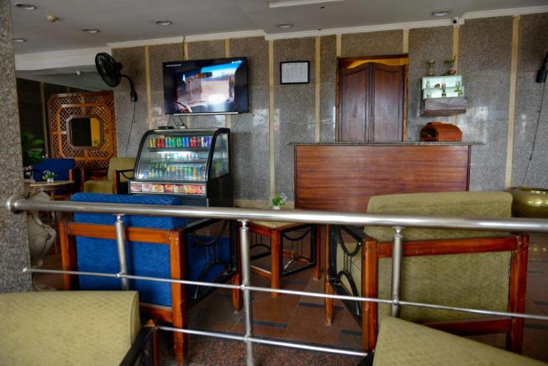 Regency Hotel - Lobi