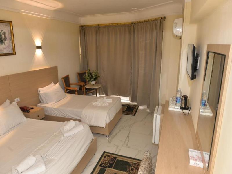 Regency Hotel - Oda