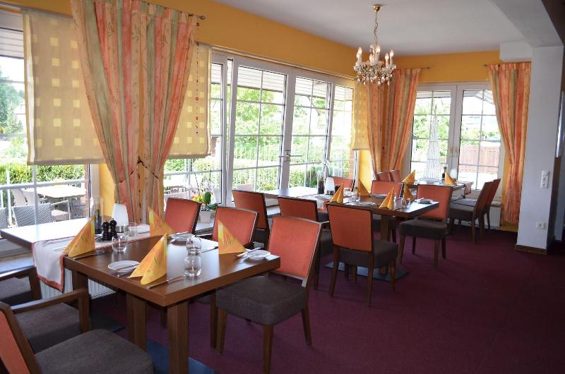 Hotel & Restaurant Itzumer Pass - Restoran