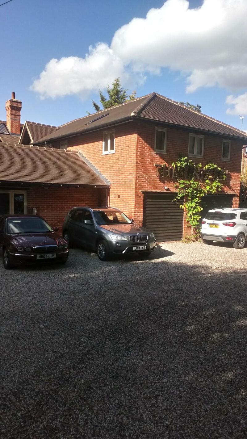 The Kingsley at Eversley - Genel