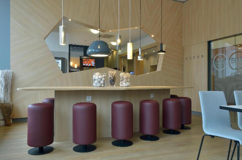 B&B Hotel Hamburg-Altona - Restoran