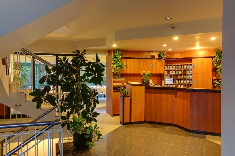 Trend Hotel - Lobi