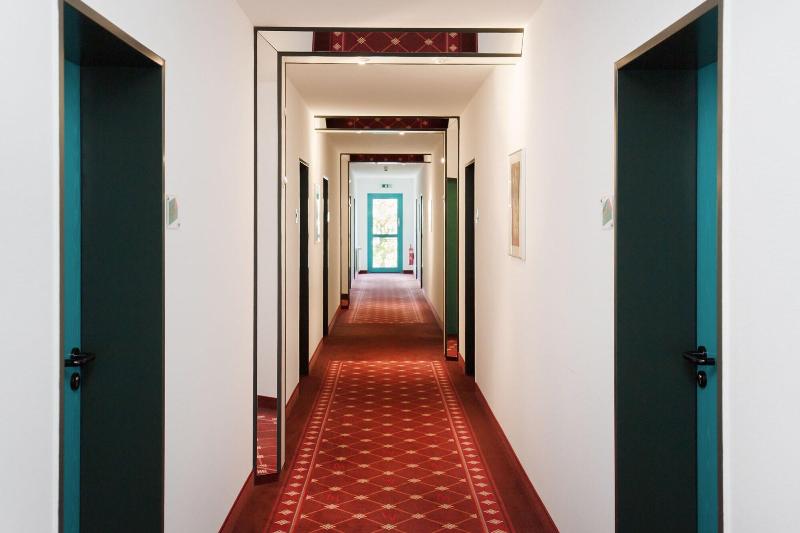 Trend Hotel - Lobi