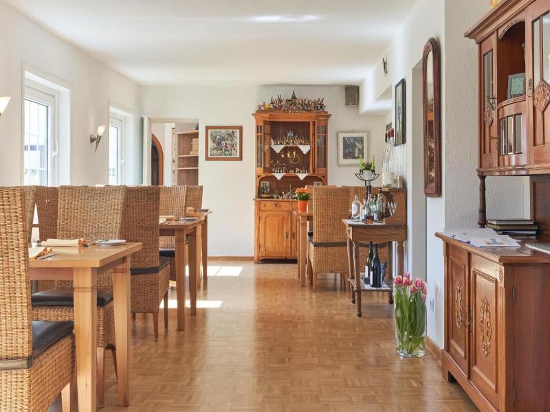 Weisser Hof - Genel
