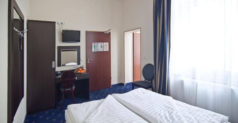 Hotel Continental Hamburg - Oda