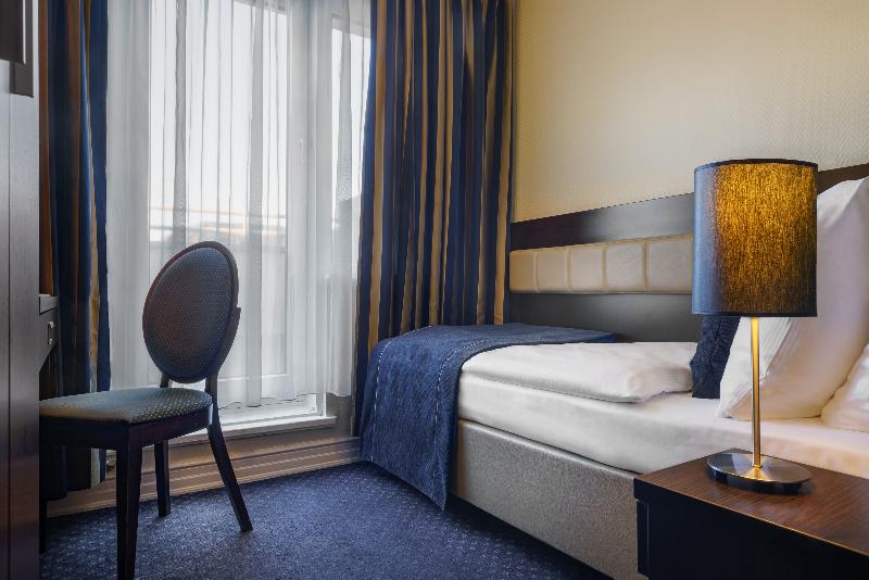 Hotel Continental Hamburg - Oda