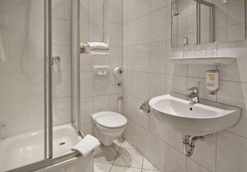 Hotel Continental Hamburg - Oda