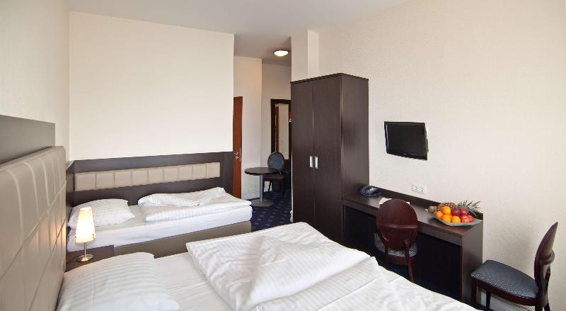 Hotel Continental Hamburg - Oda