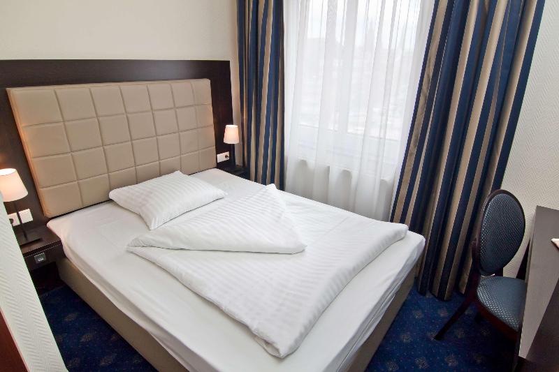 Hotel Continental Hamburg - Oda