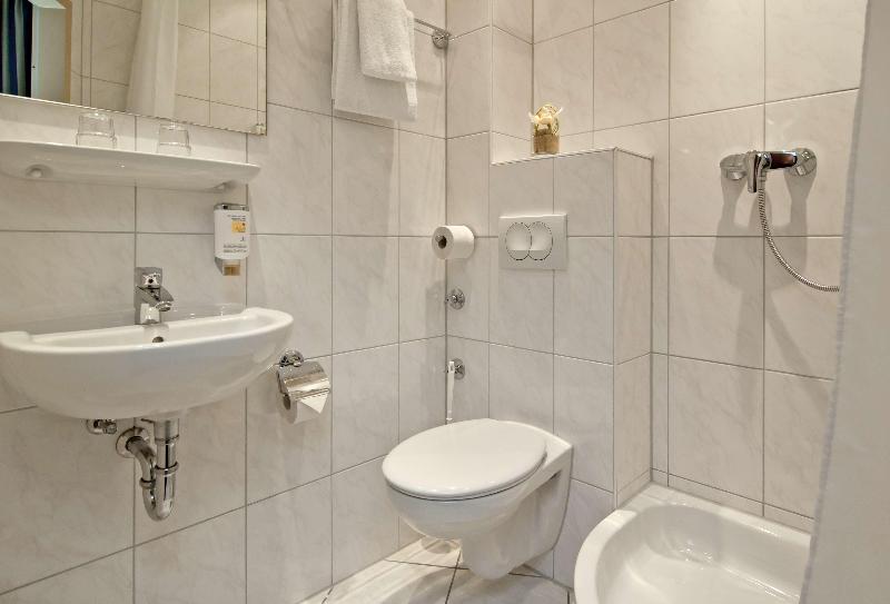 Hotel Continental Hamburg - Oda