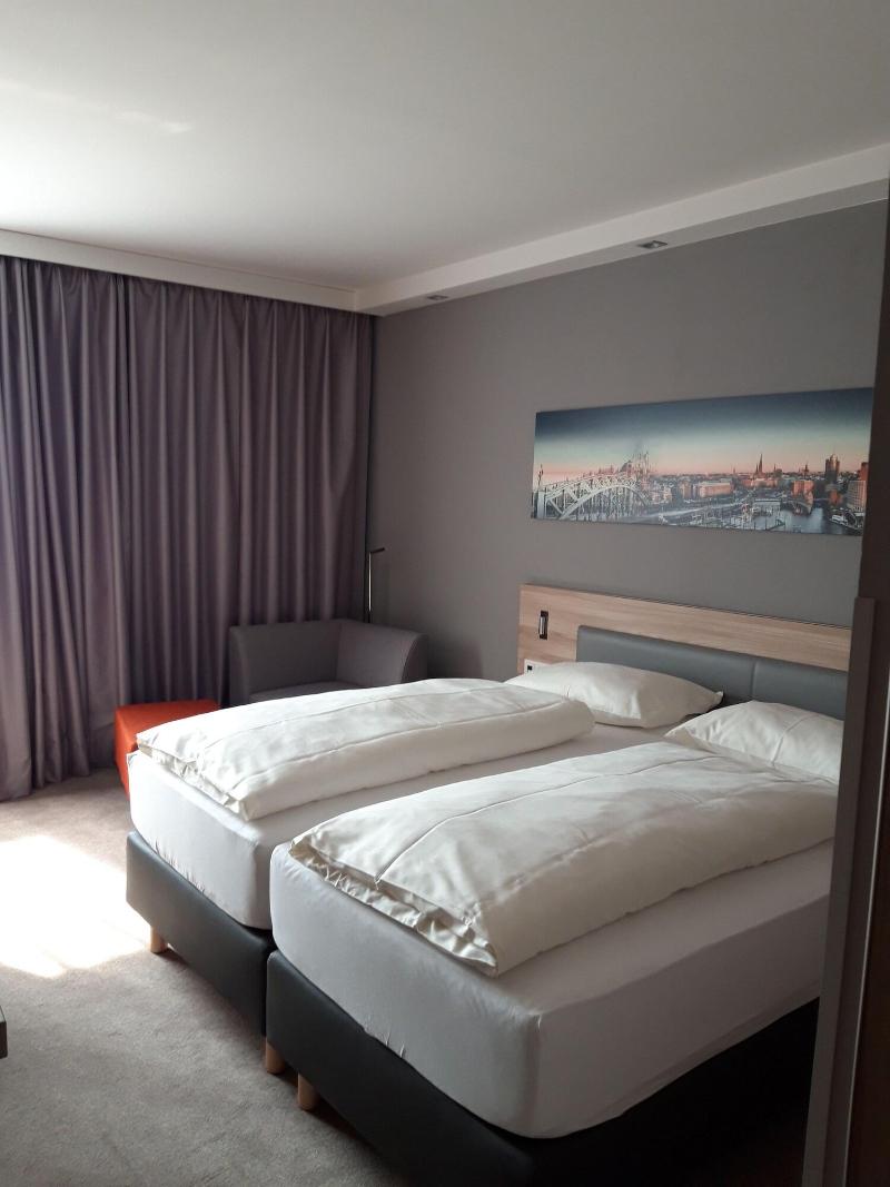 TOP CityLine Panorama Harburg - Genel
