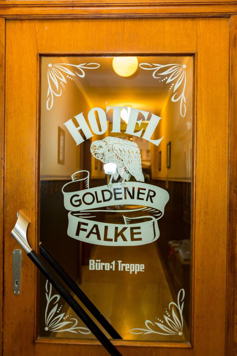 Hotel Goldener Falke - Genel